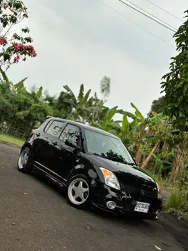 Suzuki Swift 2012 Bensin