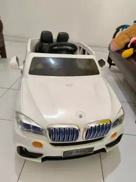 Jual Mobil Aki bekas