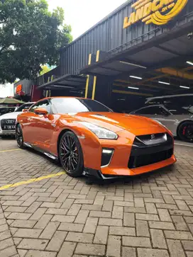 Nissan GT-R R35 Recaro Edition 2022