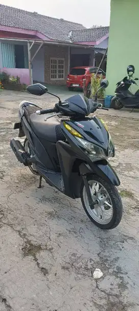 Honda Vario KZR 125cc 2012