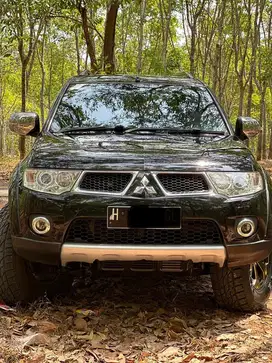Dijual Mitsubishi Pajero Sport Dakar 2012