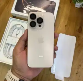 iPhone 16 pro 256gb Desert Titanium cc 8 Garansi resmi iBox mei 2026