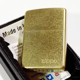 korek api zippo klasik denting satu kali