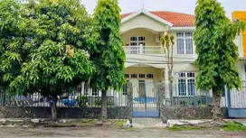 Jual rumah 2 tingkat beton