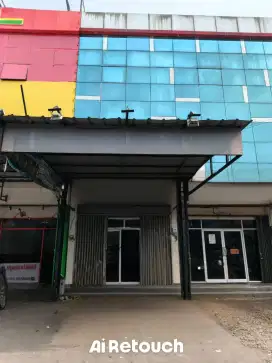 Di Sewakan Ruko 3½ Lantai di Jalan Raya Pekayon Bekasi Selatan