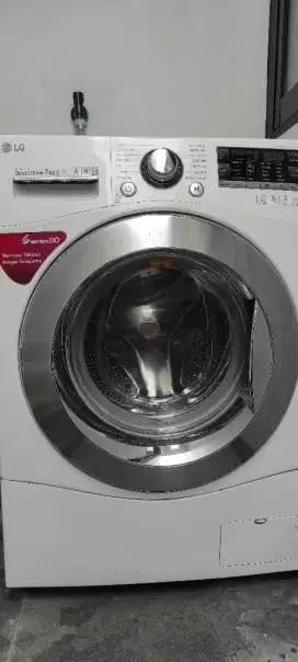 Mesin Cuci LG front loading 7kg