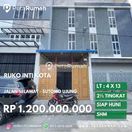 Ruko jalan selamat sutomo palace daerah sutomo ujung bambu