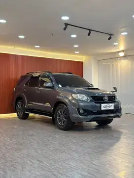Fortuner 2.5 G TRD 2015 odo 138 Ribuan