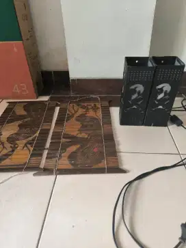 Lampu hiasan barbershop dan hiasan kayu