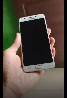 Di jual cepat samsung j7 prime