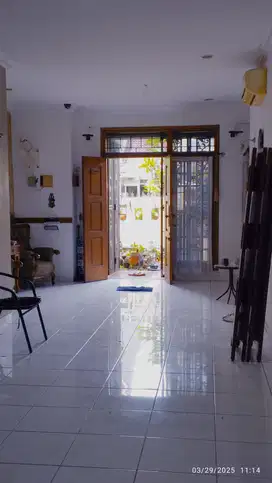 Di jual rumah Sektor 1 dekat summarecon mall serpong