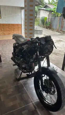 Di jual benelli 152