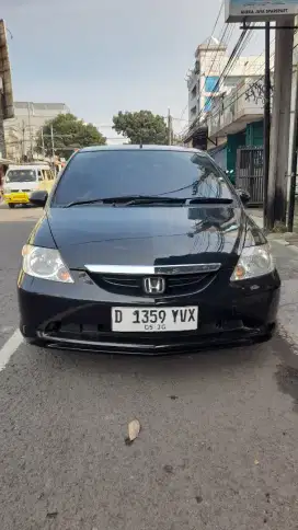 Honda City 1.5 vtec 2004 km.low istimewa(bisa tuker tambah)