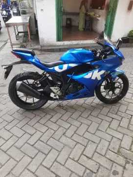 Suzuki GSX 150 R Keyless