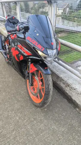 Suzuki GSX 150 keyless pajak hidup