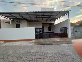 Rumah Minimalis Ready Unit di Candi Penataran Manyaran Semarang