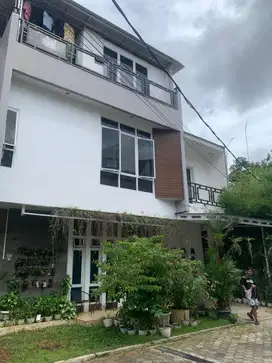 Dijual Rumah dalam Cluster Area Cirendeu dekat Sekolah Al-Fath