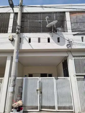 Disewakan Rumah minimalis elegan daerah kenjeran cocok untuk keluarga
