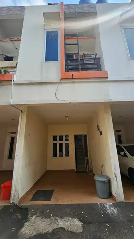 Jl. Cempaka Putih Timur XVII No.28, RT.6/RW.3, Cemp. Putih Tim., Kec.