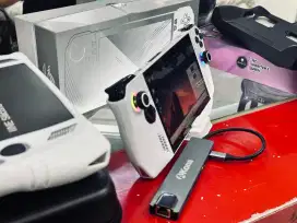 ASUS ROG ALLY Z1 Extreme 512GB

Kelengkapan fullset
Full aksesoris
