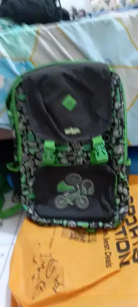 tas smiggle anak sd