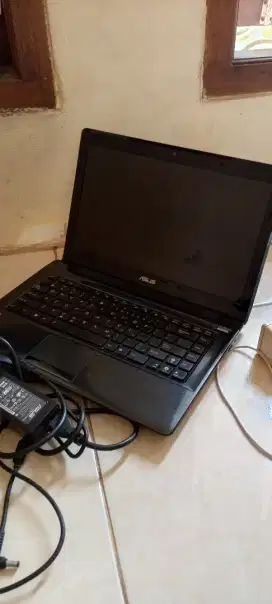 Laptop Asus A42F