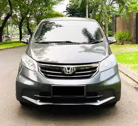 TDP 10 JUTA Kredit Honda Freed 1.5 SD Ac Double 2013 Data dibantu