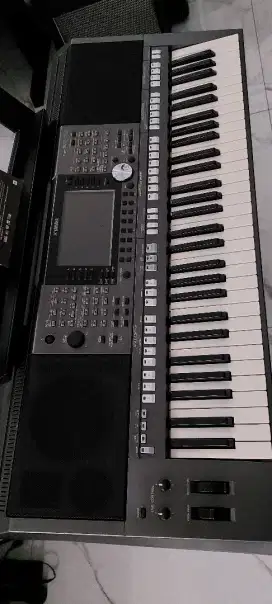 Keyboard yamaha Psr-S 970