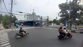 Kavling 1 Lantai Cempaka Putih Disewakan, Lokasi Bagus Posisi Di Hook