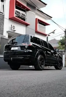 Pajero Sport Dakar 2012 Hitam Bandung diesel solar lowkm antik