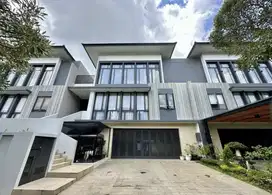 JUAL RUMAH TURUN HARGA RUMAH LAKEWOOD NAVAPARK BSD
