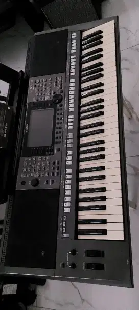 Keyboard yamaha Psr-S 770