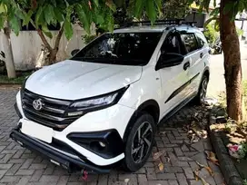KM Rendah TDP 10JT Toyota Rush 1.5 TRD Sportivo Bensin-AT 2019 Putih