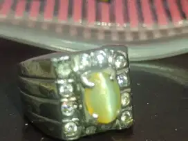 Batu Opal Cats eyes Golden  cincin