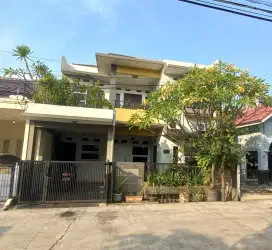 Di Jual Rumah 2 Lantai di Grand Galaxy Bekasi Selatan