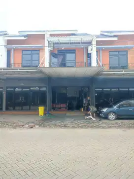 Ruko 2 Lantai Siap Pakai di Flora Aryana, Karawaci Tangerang