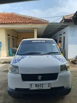 JUAL CEPAT MOBIL BEKAS CATERING