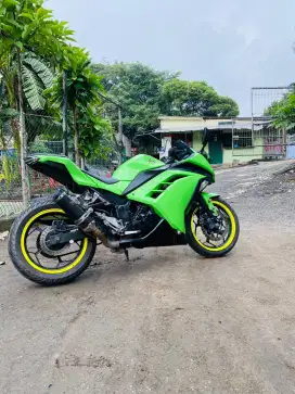 Kawasaki ninja 250cc tahun 2017 free balik nama Jabodetabek