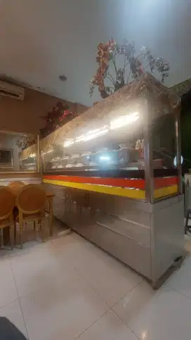 Etalase makanan RM.Padang