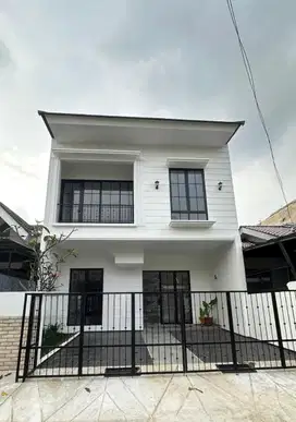 DIJUAL RUMAH BRAND NEW SEMI FURNISHED DI NUSALOKA BSD