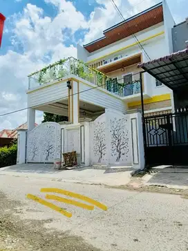 RUMAH SIAP HUNI ADA KOLAM RENANG GATOT SUBROTO