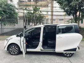 TOYOTA SIENTA 2017