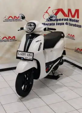Istimewa Km 4 Ribu Yamaha grand filano warna krem doff tahun 2023