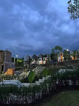 BEST VIEW RUMAH VILLA DI TEMBALANG