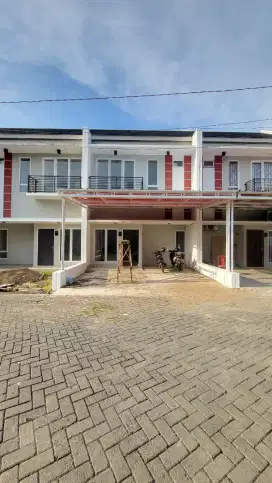 Rumah 2 lt Siap Huni Tengah Kota