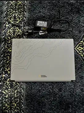 LAPTOP ACER ASPIRE VERO NATIONAL GEOGRRAPHIC