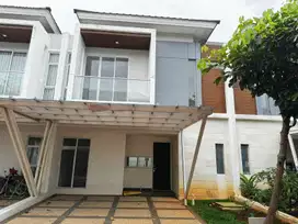 Rumah di The Riviera at Puri Ukuran 8×12 Dijual