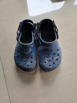 Sendal crocs ori