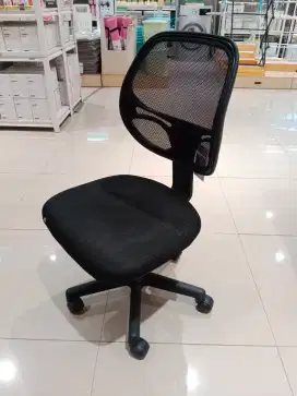 Kursi kantor atau belajar