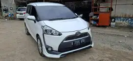 Sienta g matic 2017